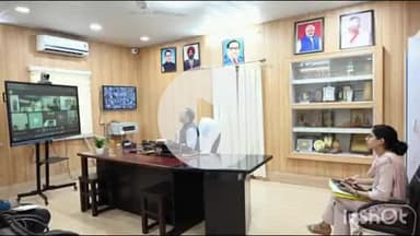 डुंडा: डीएम प्रशांत आर्य ने कहा- निर्वाचन ड्यूटी में लापरवाही बरतने वाले अधिकारियों व कार्मिकों को बर्दाश्त नहीं किया जाएगा