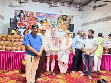 @श्री_शिव_महापुराण कथा सुनने का सौभाग्य मिला : @नोएडा 
Got the chance to listen to  #Shri_Shiv_Mahapuran Katha : #Noida
@rajendra_yadav 
#national_president