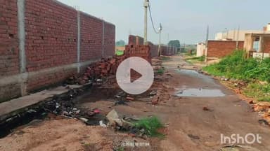 धनवार: नाली के ऊपर दीवार और ईंट से पानी का बहाव रोकने का आरोप, नगर पंचायत को सौंपा ज्ञापन