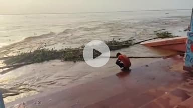 बाढ़: गंगा के जलस्तर में तेज़ी से वृद्धि, बाढ़ से निपटने के लिए बाढ़ अनुमंडल प्रशासन सतर्क