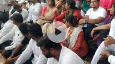 ଜଟଣୀ: ଏମ୍ସ ହସ୍ପିଟାଲ ସମ୍ମୁଖରେ ନିମାପଡା ପୀଡିତା ଛାତ୍ରୀଙ୍କୁ ନ୍ୟାୟ ଦେବା ନେଇ ଯୁବ ଓ ଛାତ୍ର ବିଜେଡି ପକ୍ଷରୁ ଧାରଣା ଅନୁଷ୍ଠିତ