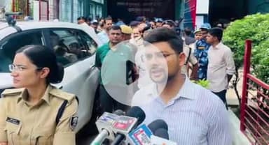 पूर्णिया पूर्व: पूर्णिया के जिला पदाधिकारी व पुलिस अधीक्षक ने केंद्रीय कारागार में की छापेमारी