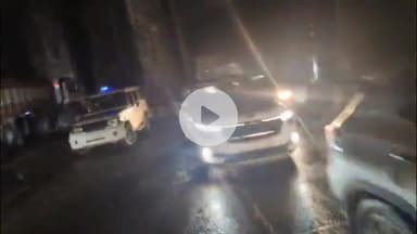 कनवास: दरा घाटी में जाम से जनजीवन प्रभावित, पुलिस ने यातायात सुचारू करने में उप अधीक्षक ने संभाला मोर्चा