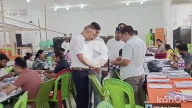 चरपोखरी: पीरो में पुनरीक्षण कार्य में तेजी लाने को लेकर एसडीओ ने राजनीतिक दलों के अध्यक्षों के साथ की बैठक