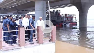 पटना ग्रामीण: मुख्यमंत्री नीतीश कुमार ने जेपी गंगा पथ पर गंगा के बढ़ते जलस्तर का किया  निरीक्षण, दिए निर्देश