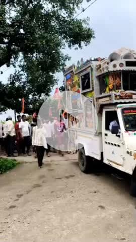 वैर: भोपर रोड स्थित बरकत वाले महादेव मंदिर से शिव भक्तों का 23 सदस्यीय दल डाक कांवड़ लेने हरिद्वार के लिए रवाना