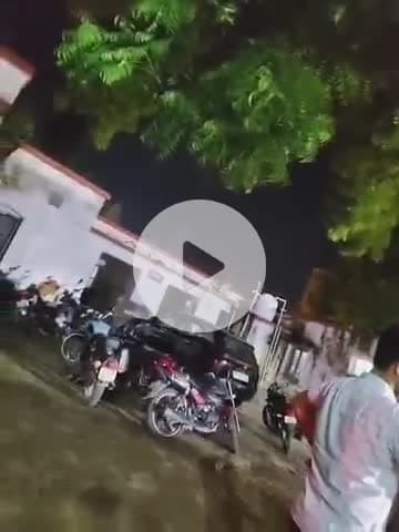 सुल्तानपुर: सुल्तानपुर में टप्पेबाजी का शिकार हुई बुजुर्ग महिला, उचक्कों ने डरा-धमकाकर कान का झाला और मंगलसूत्र लेकर फरार हुए