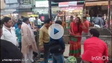 विदिशा नगर: माधवगंज में नगर पालिका ने अतिक्रमण के खिलाफ की कार्रवाई, बाहर के सब्जी विक्रेताओं के सामान किए ज़ब्त