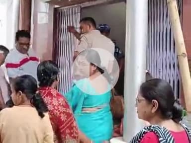 पूर्णिया पूर्व: 16 साल बाद पूर्णिया में दुर्गा पूजा समिति का हो रहा चुनाव, 3 पदों के लिए 6 प्रत्याशियों के बीच होगा मुकाबला