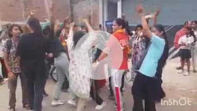 औरैया: दयालपुर में पहली गर्ल्स कांवड़ यात्रा का जोरदार स्वागत, देखने को मिला आस्था का अद्भुत स्वरूप, सोमवार को देवकल