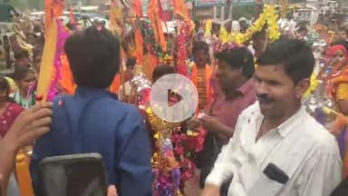 नवाबगंज: जैदपुर में निकाली गई भव्य कावड़ यात्रा, पुष्प वर्षा कर जगह-जगह पर हुआ भव्य स्वागत