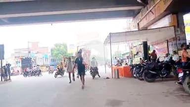 फिरोज़ाबाद: कांवड़ यात्रा को लेकर फिरोजाबाद में सुरक्षा के पुख्ता इंतजाम, एटा रोड पर एसपी ग्रामीण ने खुद संभाली कमान