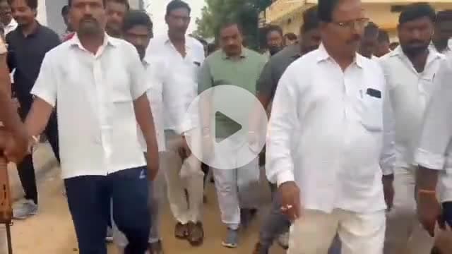 ఆత్మకూరు ఎం: అధికారులు ఇందిరమ్మ ఇండ్ల లబ్ధిదారులకు ఇసుక పర్మిషన్ తో పాటు, విద్యుత్ కనెక్షన్లు ఇవ్వాలి: ఎమ్మెల్యే బీర్ల ఐలయ్య