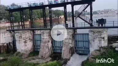 बड़गांव: उदयपुर में साइरन बजाकर स्वरूपसागर के 4 गेट खोले गए, आयड़ नदी में बहाव शुरू हुआ