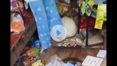 ਜਲੰਧਰ 1: ਜਲੰਧਰ ਦੇ ਸ਼ਿਵ ਨਗਰ ਵਿਖੇ ਇੱਕ ਮੁੰਡੇ ਵੱਲੋਂ ਦੋ ਘਰਾਂ ਦੇ ਉੱਪਰ ਕੀਤਾ ਹਮਲਾ ਕੀਤੀ ਭਣ ਤੋੜ