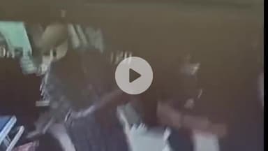 धवारी चौक SBI एटीएम बूथ पर बदमाशों ने वृद्ध का एटीएम बदलकर खाते से ₹1 लाख निकाले