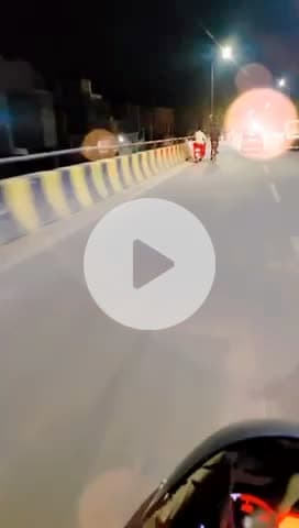 बरेली में होमगार्ड को कार के बोनट पर टांगकर 5 किमी दौड़ाई कार