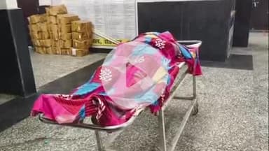 कहरा: सदर अस्पताल में मृत बस ड्राइवर के शव का पोस्टमार्टम, पुलिस ने परिजनों को सौंपा