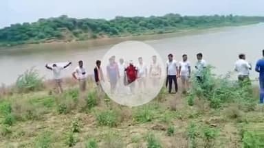 दीगोद: नीमोदा हरि जी चंबल नदी में बहे लोगों की तलाश में कालीसिंध व चंबल नदी के संगम पर पहुंचा पुलिस बल, नहीं लगा कोई सुराग