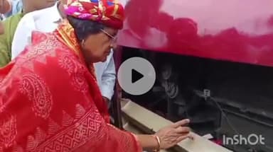 उज्जैन शहर: सावन माह के दूसरे रविवार को निगम सभापति ने टावर चौक से 84 महादेव की निशुल्क यात्रा को केसरिया झंडी दिखाकर किया रवाना