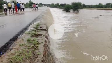मेड़ता: जसनगर में लूनी नदी के तेज बहाव के चलते मेड़ता-जैतारण सड़क मार्ग अस्थाई रूप से बंद किया गया