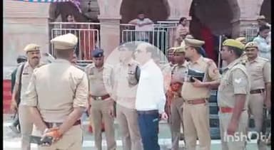 प्रतापगढ़: डीएम और एसपी ने श्रावण मास के द्वितीय सोमवार पर मां बेल्हा देवी मंदिर पहुंचकर सुरक्षा व्यवस्था का किया निरीक्षण