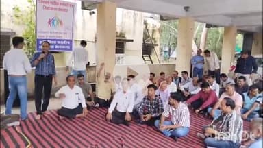 भीलवाड़ा: भीलवाड़ा के न्यायिक कर्मचारी अपनी मांगों को लेकर लगातार चौथे दिन सामूहिक अवकाश पर, पक्षकार व अधिवक्ता परेशान