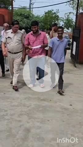 भरतपुर: भरतपुर में छात्र नेता ने अपने खून से छात्रसंघ चुनाव की बहाली के लिए मुख्यमंत्री के नाम दिया ज्ञापन