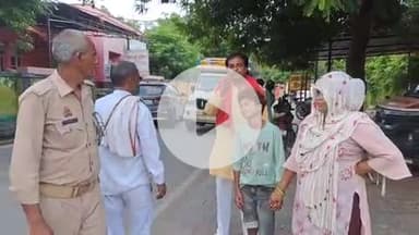 फिरोज़ाबाद: नाथ की बगीची इलाके में बच्चों के विवाद में पड़ोसी ने एक किशोर को बुरी तरह से पीटा