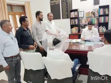 बांसवाड़ा: कृषि पर्यवेक्षकों की मांगों को लेकर जिला कलेक्टर ने मुख्यमंत्री के नाम ज्ञापन सौंपा