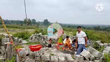 कर्रा: सावन की दूसरी सोमवारी पर कर्रा शिवालय में उमड़ी श्रद्धालुओं की भीड़