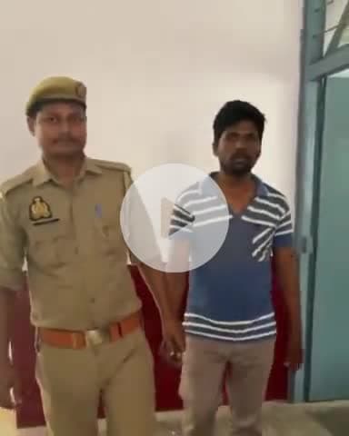 कालपी: छौंक कट के पास प्रतीक्षालय से गैंगस्टर एक्ट में फरार ₹25 हजार का इनामी बदमाश गिरफ्तार, अवैध असलहा और कारतूस बरामद