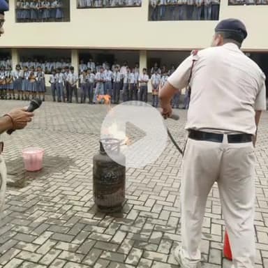 चांडिल: उमेशनगर में आगजनी से बचाव और जागरूकता के लिए मॉक ड्रिल चलाया गया