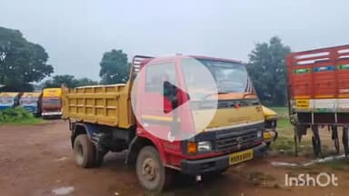 ಶಿರಸಿ: ಅಕ್ರಮ ಮರಳು ಸಾಗಾಟ, ಗಿಡಮಾವಿನಕಟ್ಟೆ ಬಳಿ ಎರಡು ಲಾರಿ ವಶಕ್ಕೆ