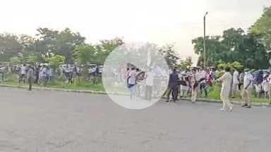 करछना: अरैल में कड़ी सुरक्षा व्यवस्था के बीच आयोजित की गई गहरेबाजी, देखने के लिए उमड़ी लोगों की भीड़