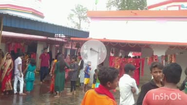 आलमनगर: सर्वेश्वर नाथ मंदिर में उमड़ी भक्तों की भीड़, 50 हजार से अधिक श्रद्धालुओं ने किया जलाभिषेक