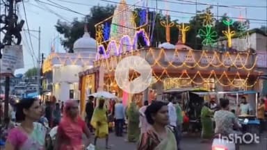 विदिशा नगर: माधवगंज के कांच मंदिर में श्रावण मास के दूसरे सोमवार को उमड़ा जन सैलाब, हुए धार्मिक आयोजन