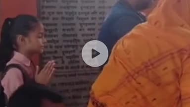 सुल्तानपुर: सावन के दूसरे सोमवार को कूरेभार क्षेत्र के शिवालयों में उमड़ी श्रद्धालुओं की भीड़