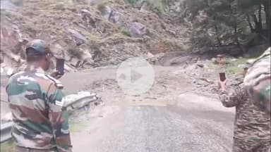 टापरी: किन्नौर के रुंनंग नाले में मलवे की भयंकर बाढ़ आई, राष्ट्रीय उच्च मार्ग अवरुद्ध, वाहनों की आवाजाही ठप