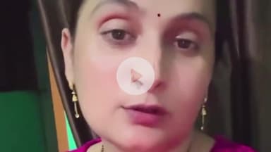 अमरोहा: अमरोहा आवास विकास में महिला ने कहा- लगातार दिखाई दे रहा ड्रोन कैमरा, बढ़ रही चोरी की घटनाएं, वीडियो हुआ वायरल