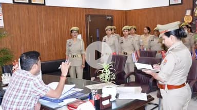 बरेली: महिला हेल्प डेस्क कार्यों की डीआईजी ने अपने पहले पर की समीक्षा