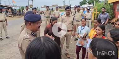 गंधवानी: गंधवानी में एसपी मनोज कुमार सिंह ने थाने का निरीक्षण किया, नशा मुक्ति अभियान पर छात्रों से संवाद किया