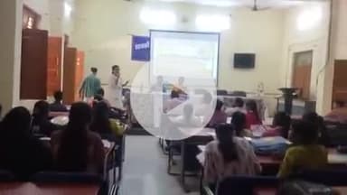 श्योपुर: तनाव रहित जीवन के लिए ध्यान, योग आवश्यक: डाॅ मित्तल, पीजी काॅलेज में मानसिक स्वास्थ्य पर हुई परिचर्चा