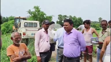 कुटुंबा: वाराणसी-कोलकाता एक्सप्रेसवे निर्माण के लिए भूमि अधिग्रहण को लेकर किसान और अधिकारियों के बीच ठनी, किसान आक्रोशित