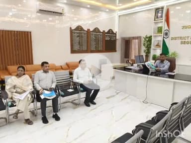बेगूसराय: मुख्य सचिव की अध्यक्षता में विभिन्न विभागों की वर्चुअल समीक्षा बैठक हुई, कार्यालय कक्ष से DM भी जुड़े