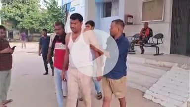 मोहनिया: महमूदगंज में उत्पाद विभाग की स्कॉर्पियो पलटी, 3 जवान और 1 चालक घायल