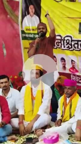 अन्धेरा है हर रास्ते में पर चलना तो मुझे ही होगा मुश्किलें हैं तो मुसीबतें हैं पर लड़ना तो मुझे ही होगा.....