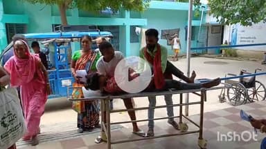 जमुई: मनीयड्डा के पास तेज रफ्तार ई-रिक्शा पलटने से युवक हुआ घायल