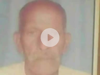 कालपी: परासन में सांडों की लड़ाई ने ली किसान की जान, लड़ते हुए सांड चारपाई तक पहुंचे और धक्का लगते ही किसान को रौंदा