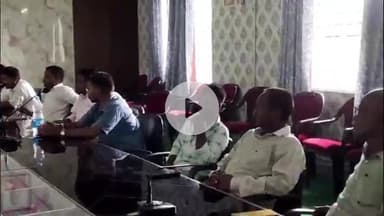 पीरटांड: पीरटांड़ में बीडीओ मनोज मरांडी की अध्यक्षता में बैठक, सिद्दो-कान्हू युवा क्लब के पंजीकरण पर चर्चा